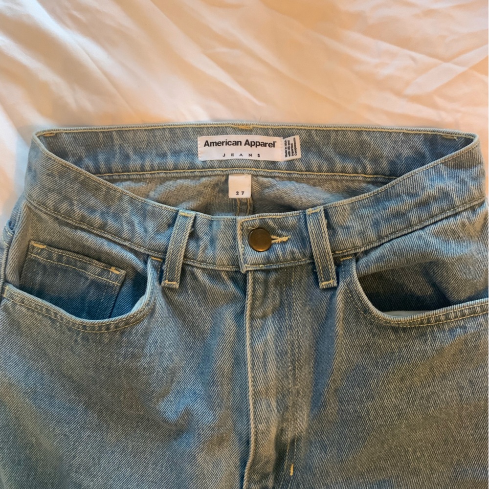 American Apparel Size 27 Light-wash High Waisted Mom Jeans